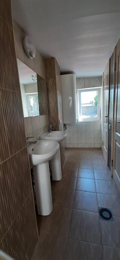 Small Guest House Lasurne Exterior foto