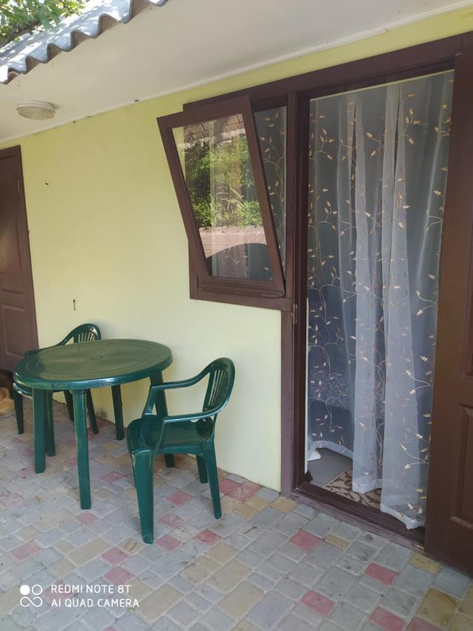 Small Guest House Lasurne Zimmer foto